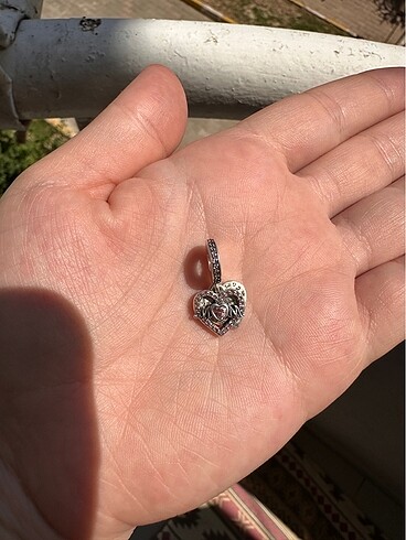 Pandora Pandora charm