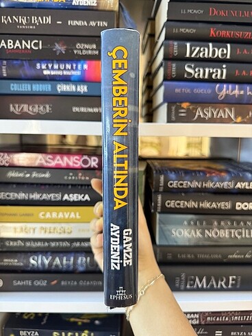  Çemberin Altında-Ciltli-Gamze Aydeniz