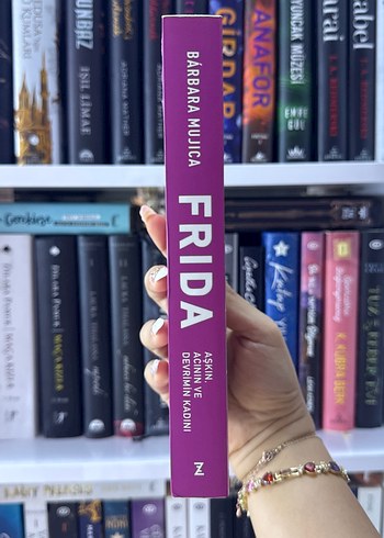  Frida: Aşkın, Acının ve Devrimin Kadını