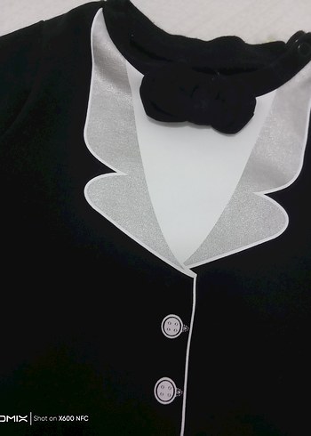 Düğmeli V Yakalı Siyah Tulum - Görsel 3