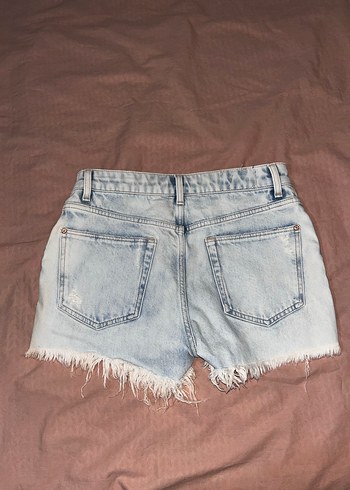 Mango Yırtık Detaylı Kısa Denim Şort