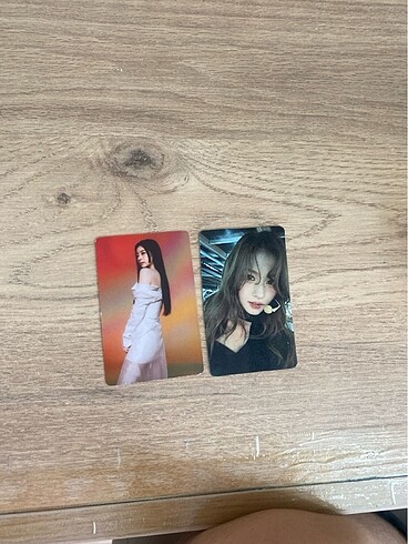 Birisi pvc diğeri lomo Card