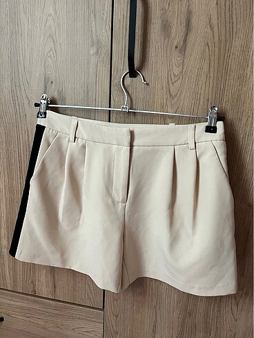 Topshop Topshop yan şeritli kumaş şort