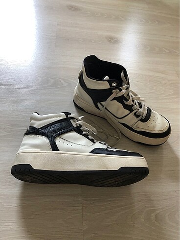 Stradivarius Spor ayakkabı
