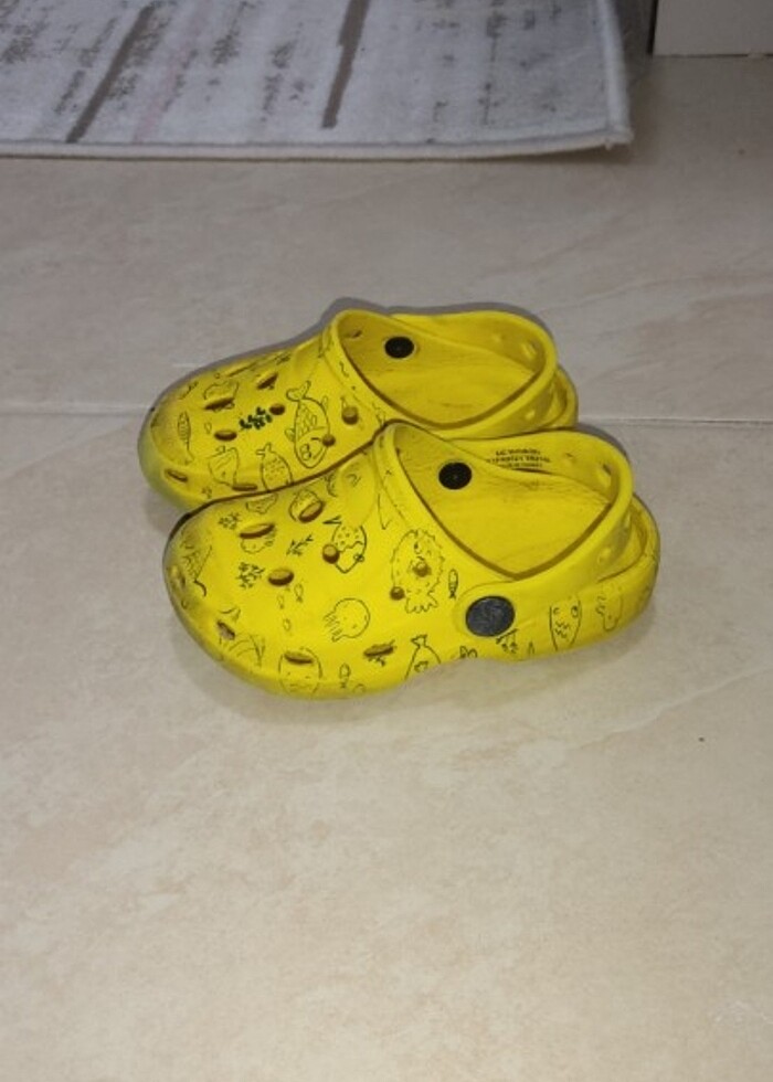 Lcw cros çocuk terlik - Görsel 3