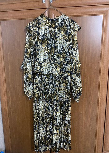 ADL uzun pileli elbise - Görsel 3