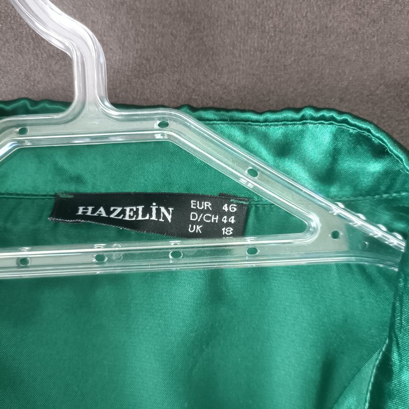 Düğmeli Yeşil Saten Kadın Gömlek - Görsel 2