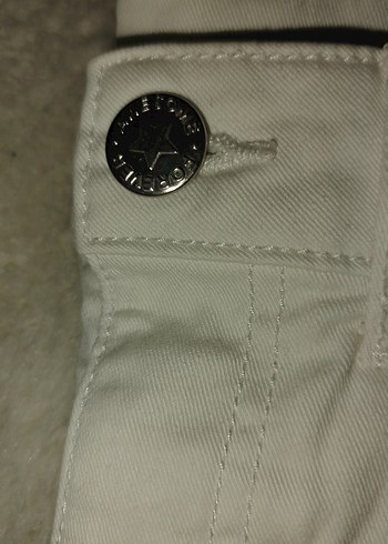 Düğmeli Beyaz Mini Kadın Şort - Görsel 7