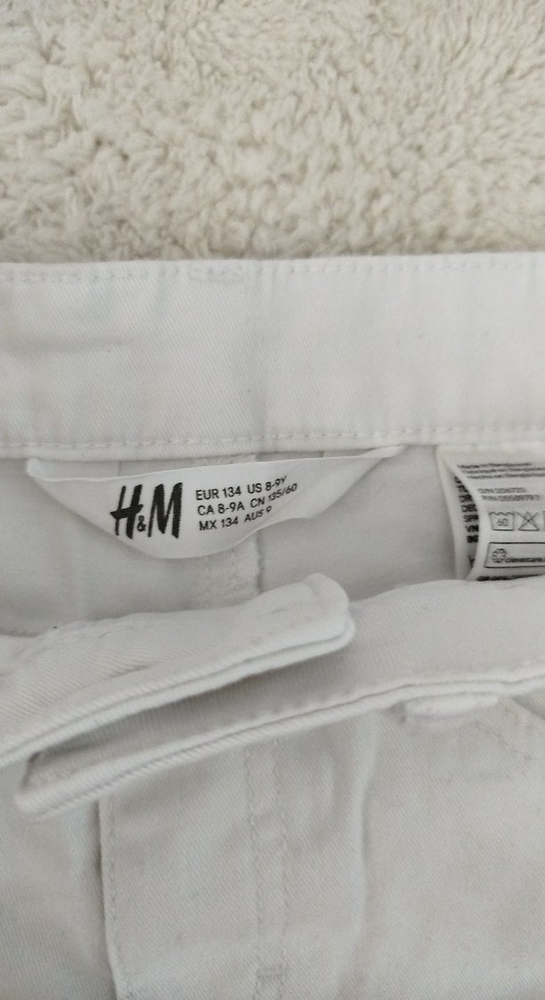 Düğmeli Beyaz Mini Kadın Şort - Görsel 2