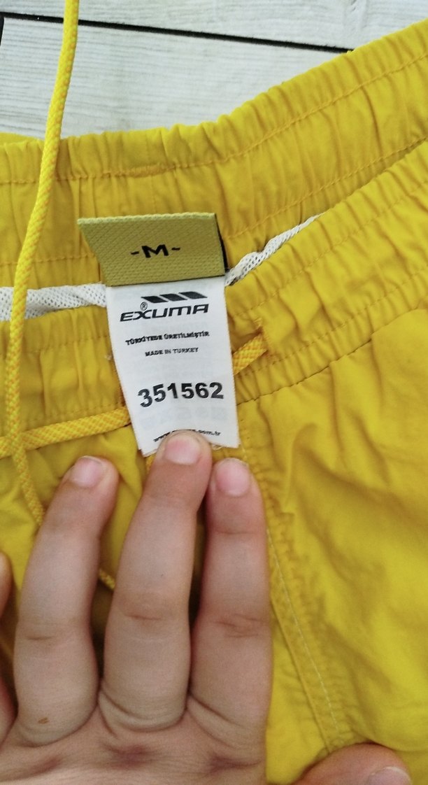 Erkek Sarı Mini Rahat Kesim Deniz Şortu - Görsel 3