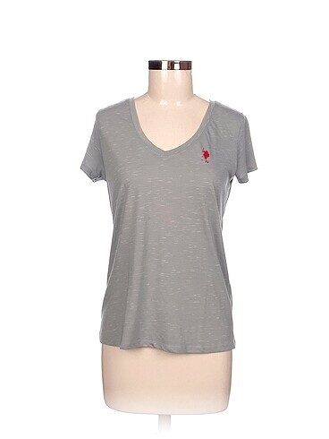 U.S Polo Assn. T-shirt %70 İndirimli.