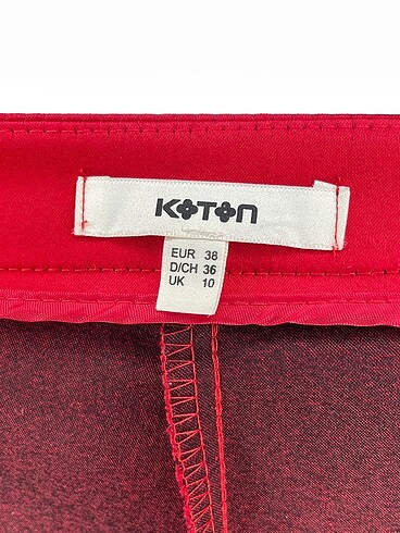38 Beden kırmızı Renk Koton Düz Kesim %70 İndirimli.