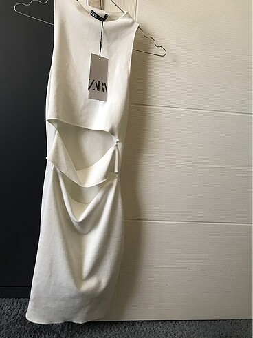 Zara Yeni etiketli