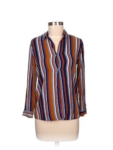 LC Waikiki Bluz %70 İndirimli.