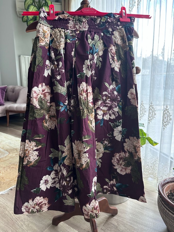 Çiçekli midi elbise - Görsel 2