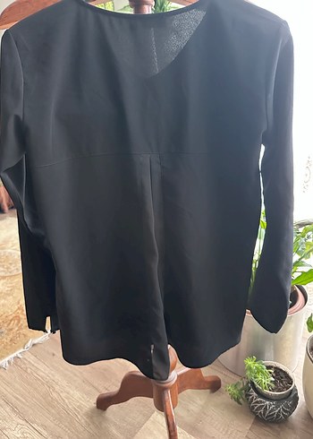 Siyah V Yakalı Uzun Kollu Kadın Bluz - Görsel 2