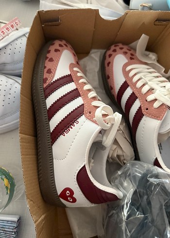 Adidas Adidas Kadın Beyaz Desenli Spor Ayakkabı