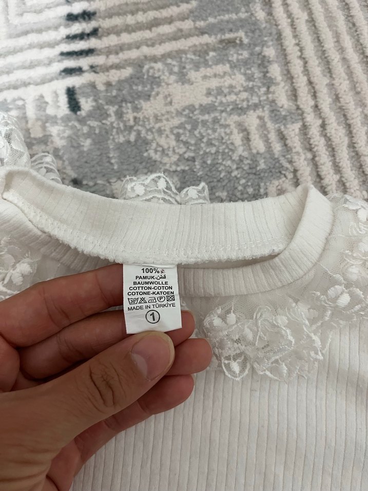 Kız Çocuk Beyaz Dantel Detaylı Uzun Kollu Bluz - Görsel 2