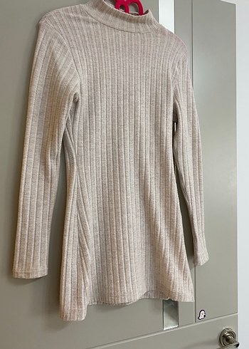 Yandan yırtmaçlı mini elbise - Görsel 2