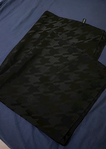 Kazayağı Desen Pamuk İpek Şal Siyah Carell - Görsel 2