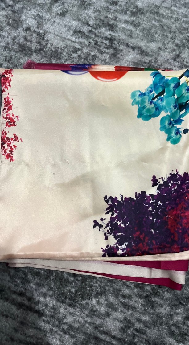 Renkli Pop Kültür Kadın eşarp - Görsel 3