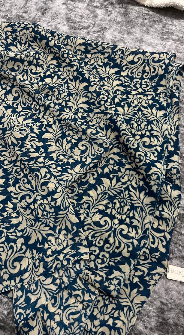 Mavi Desenli  şal - Görsel 3