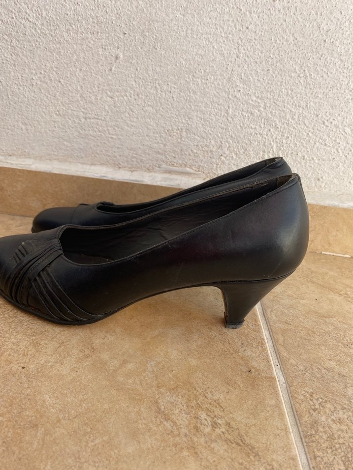 Kadın Siyah Pile Detaylı Stiletto Topuklu Ayakkabı - Görsel 4