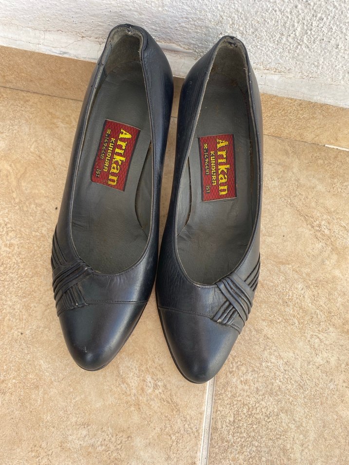 Kadın Siyah Pile Detaylı Stiletto Topuklu Ayakkabı - Görsel 2