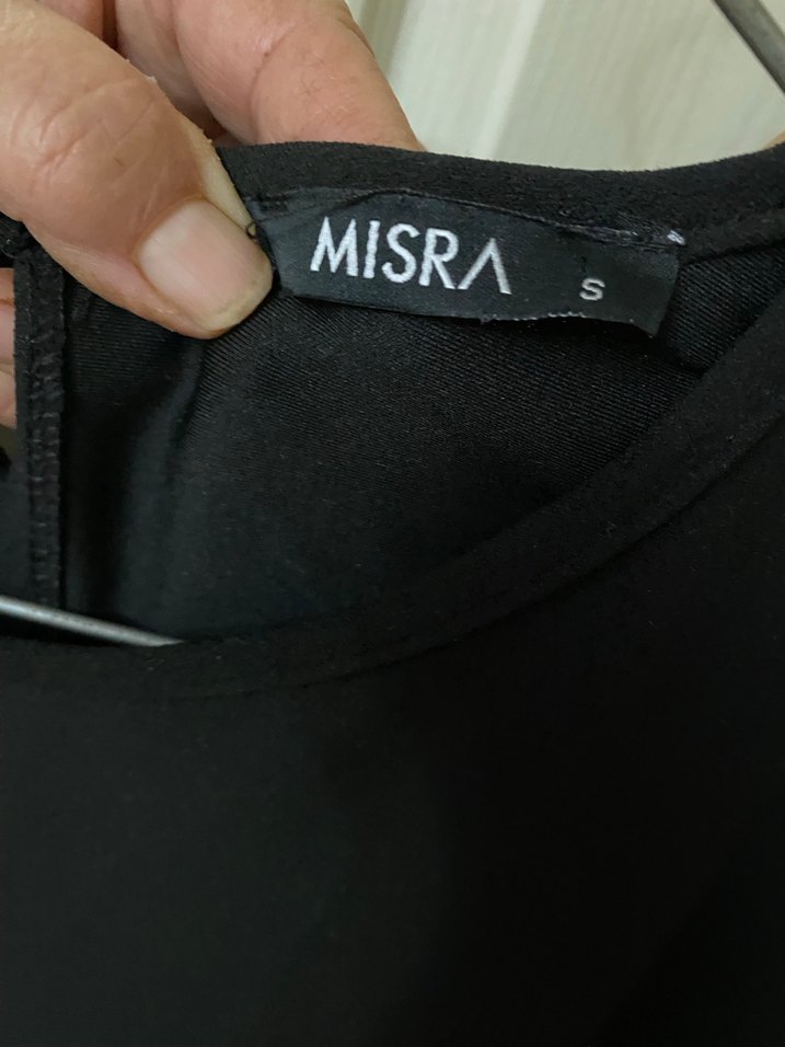 Siyah Tüy Detaylı Uzun Kadın Kaban - Görsel 2