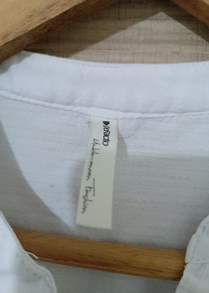 Yarım düğmeli gömlek - Görsel 3