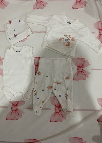 Nakışlı Beyaz Bebek Kız Takımı - Görsel 3