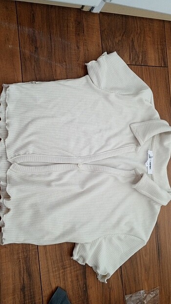 Koton crop hırka s beden