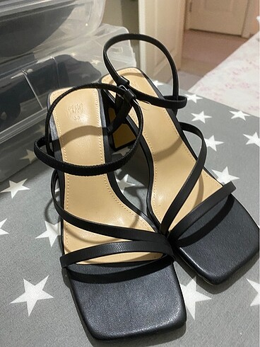 35 Beden siyah Renk H&M sandalet
