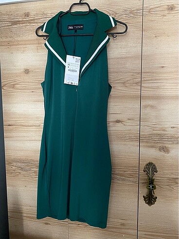 ZARA XS BEDEN ETİKETLİ ELBİSE
