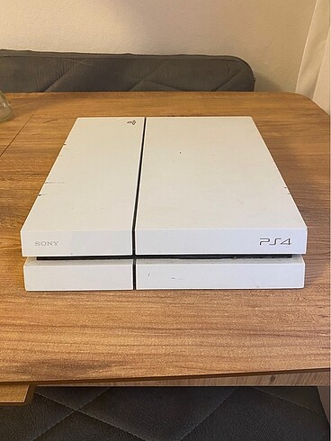 PS4 500GB (YANDINDA OYUNLA)