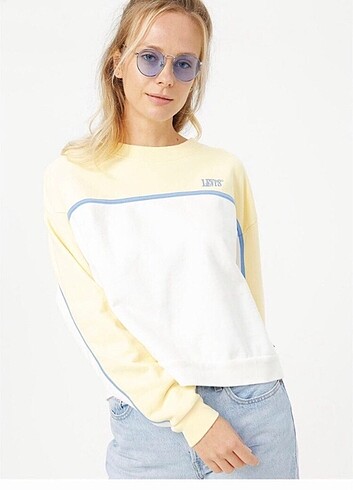 Levis sweatshirt