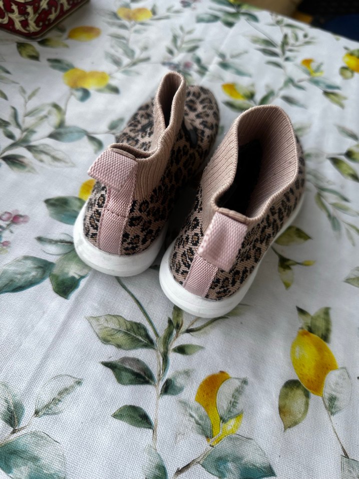 Leopar Desenli Örme Kız Çocuk Spor Ayakkabı - Görsel 2