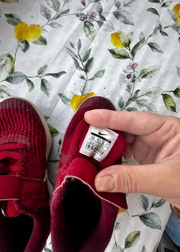 Kız Çocuk Kırmızı Nike Spor Ayakkabı - Görsel 4