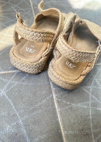 Bej Örgü Detaylı Dolgu Topuklu Sandalet - Görsel 5