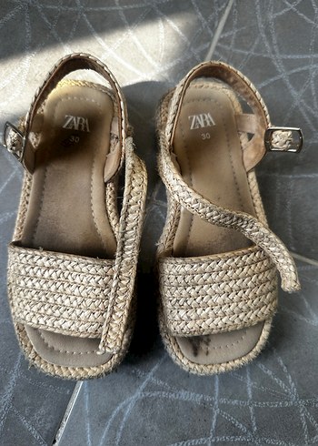 Bej Örgü Detaylı Dolgu Topuklu Sandalet - Görsel 3