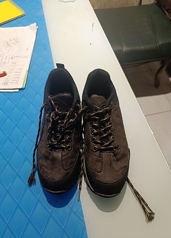 Jagulep Unisex Bot