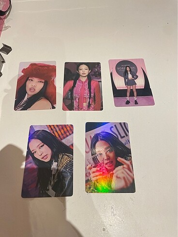 Beden Jennie born pink orijinali kart