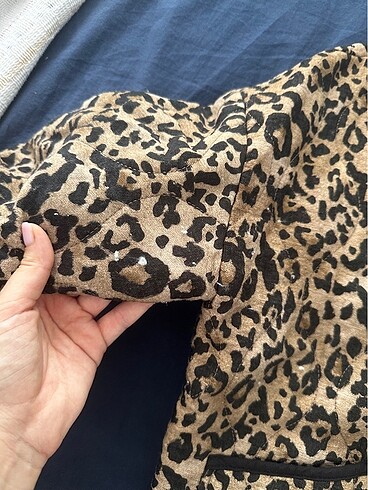 xs Beden siyah Renk Zara leopar kapitone ceket