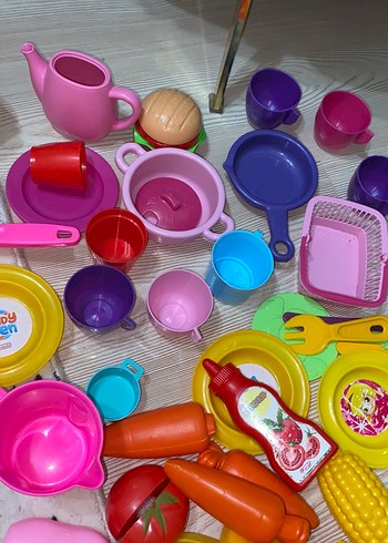 Renkli Plastik Oyuncak Mutfak Seti ve Sebzeler - Görsel 3