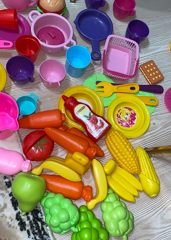 Renkli Plastik Oyuncak Mutfak Seti ve Sebzeler - Görsel 2