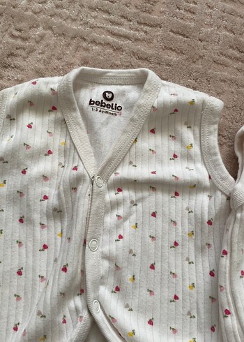 Kız Çocuk Beyaz Düğmeli Pamuklu Yelek - Görsel 3