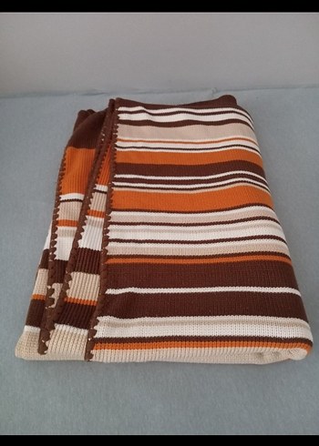 Kahverengi Çizgili Yatak Örtüsü - Görsel 4