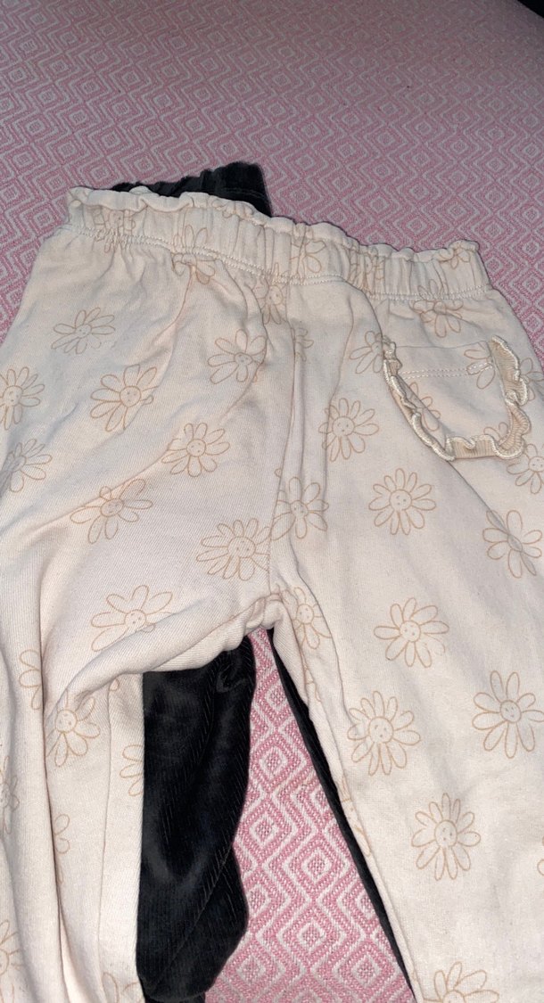 Beyaz Dantel Detaylı Kız Çocuk Rahat Tayt - Görsel 2