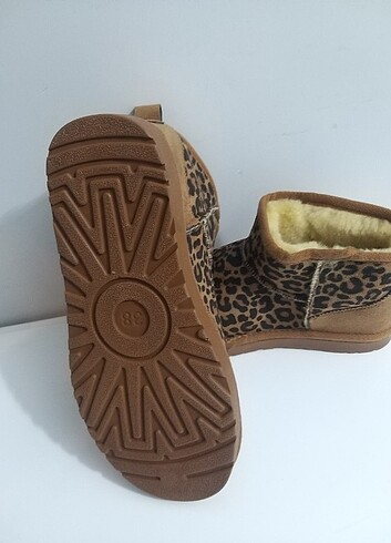 38 Beden Bayan leopar ugg yeni hic giyilmdi 38 numra