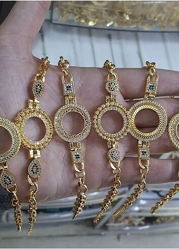 Zirkon taşlı metal çeyreklik bileklik 
